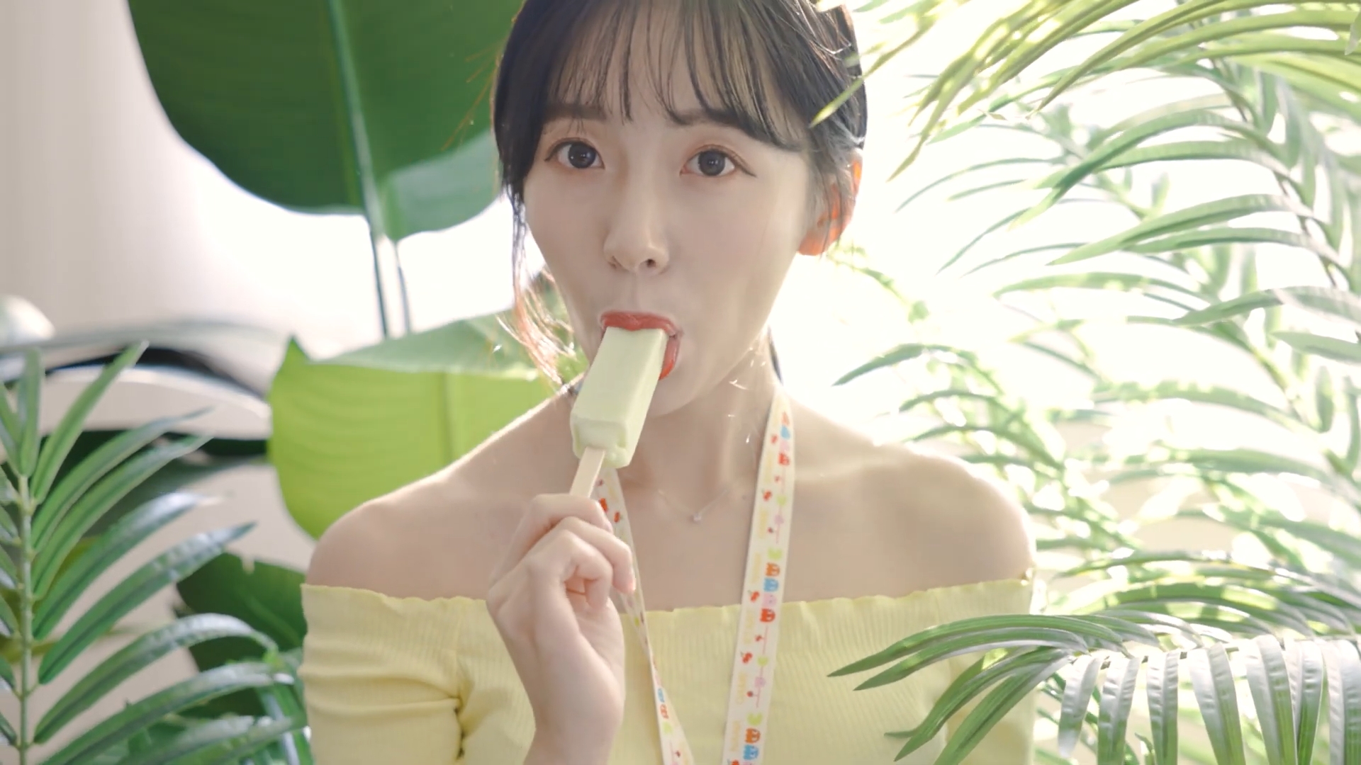 李素英Leeesovely NO.07 쏘블리 (@leeesovely) ASMR Videos [13P8V 548MB]